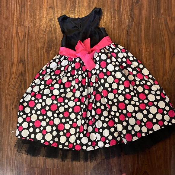 Youngland Little Girls Velvet Sleeveless Black & Pink Polka Dot Bow Dress - Picture 6 of 6